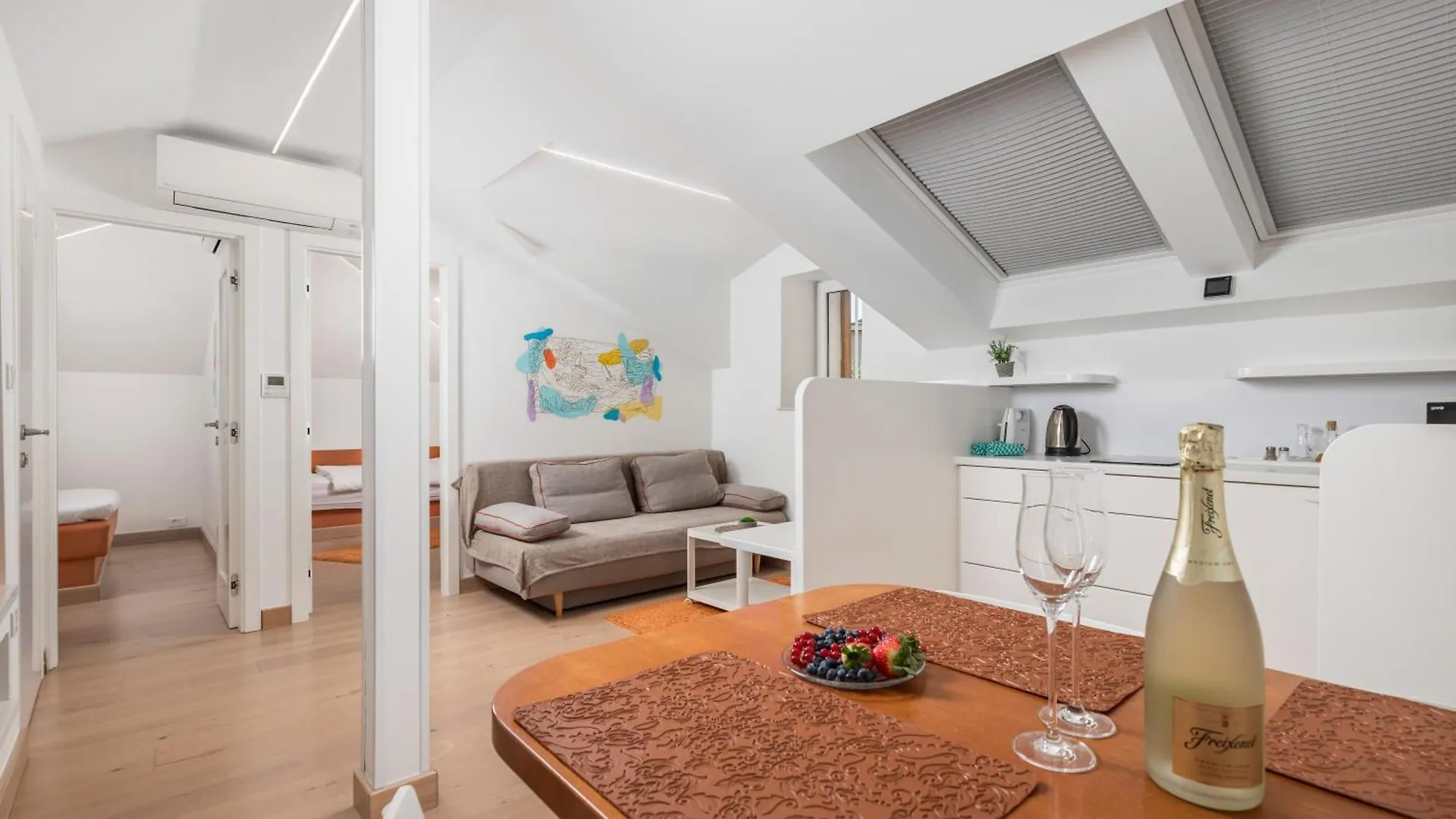 Apartments Anaika At The Beach, Opatija 0*, Ika